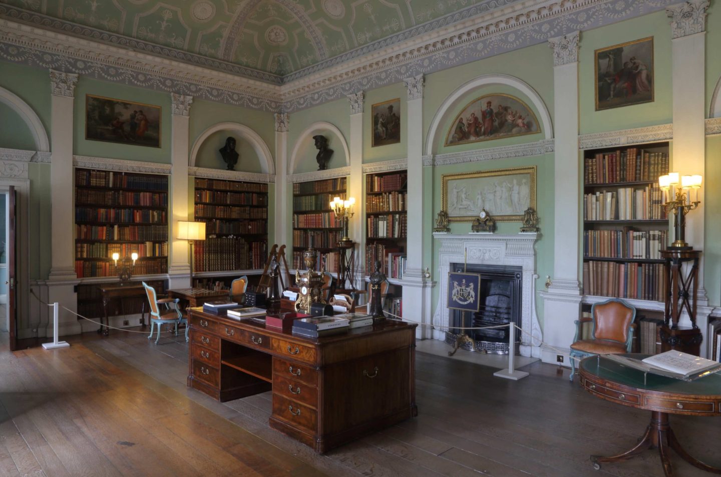 Image - Link to page: Old Library
